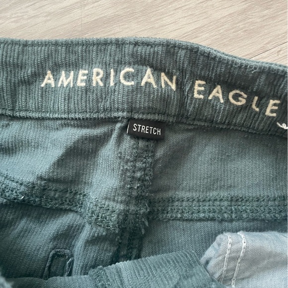 American eagle straight leg corduroy green jeans - Picture 5 of 6
